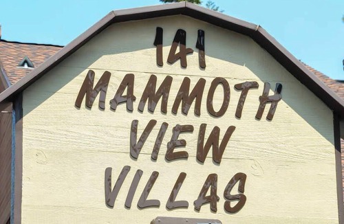 Mammoth Lakes Condo | Mammoth View Villas | Shop, Hike or Golf!