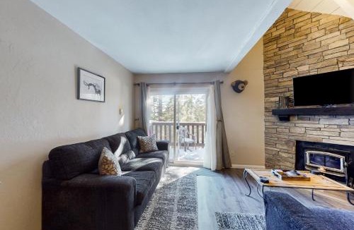 Mammoth Lakes Apartment | Mammoth View Villas 24