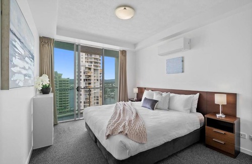 Surfers Paradise Apartment | Mantra Wings - Beachside Resort in Surfers Paradise