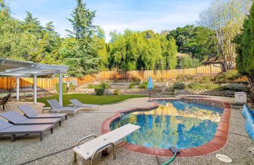 Noble House | Marbella Lane - 4BR w Gem Pool in SiliconValley
