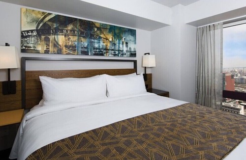 Civic Core Apartment | Marriott Vac Club, 2 BR SUITE, Kitchenette, Sleeps 10, 17min walk to Conv. Ctr.