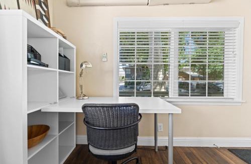 Midtown Sacramento Apartment | Marvelous Midtown Stay with a Modern Twist