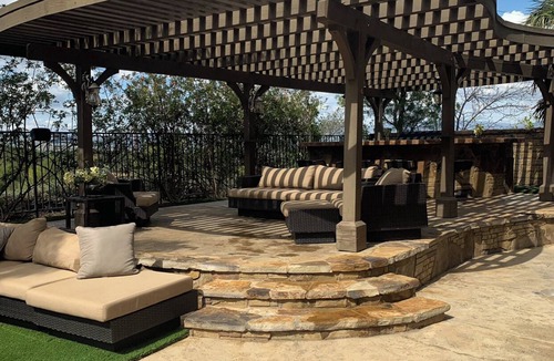 Stevenson Ranch House | Mediterranean Pool House Exactly behind Magic Mountain and Hurricane Harbor !