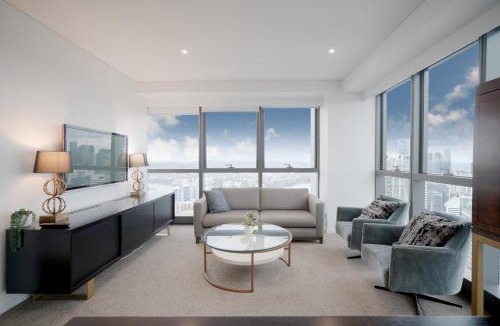 Brisbane Central Business District Apartment | Meriton Soleil Breathtaking Views Heated Pool Gym C36
