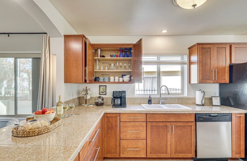 Rancho del Lago House | Mesa Golf Course Home Near Spring Training & River