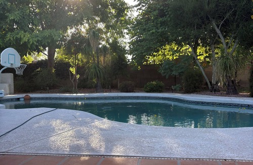 Mesa House | Mesa near Spring Training. PATIO, POOL, GYM, GRILL, FIRE PIT, WORK SPACE