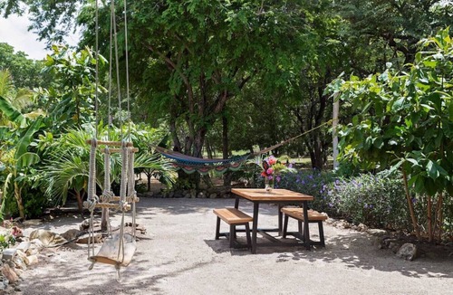 Playa Colorado Apartment | Mi Casita Soñada (Cozy Beachfront Studio)