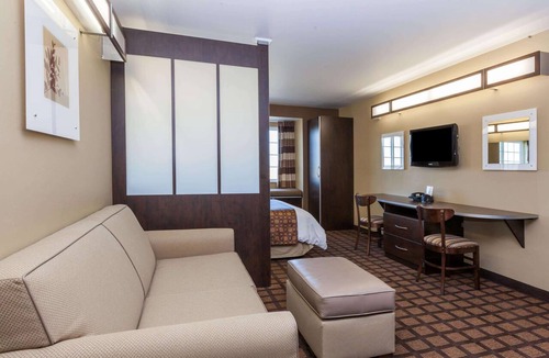 Wheeler Ridge Hotel | Microtel Inn & Suites by Wyndham Wheeler Ridge