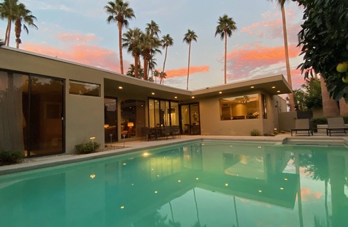 Rancho Mirage House | Mid-Century Modern Estate