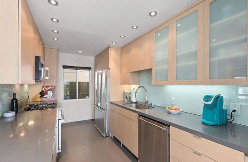 Araby Condo | Mid-Century View Condo in Historic Rimcrest