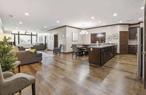 Visalia Apartment | Midtown Loft 303 on Main St DT Visalia