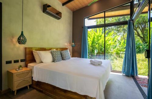 Punta Uva Villa | Mira Bungalow, AC & Plunge Pool near Arrecife