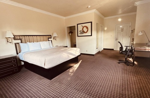 Half Moon Bay Hotel | Miramar Inn