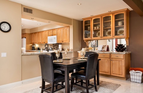 Rancho Mirage Villa | Mission Hills Country Club Villa with 2 King Beds avail April-November