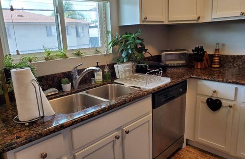 North Park Apartment | Modern 1-bedroom apartment w/Pool in Popular Northpark Neighborhood