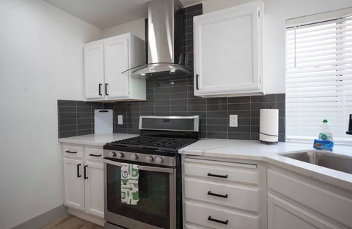 Summerlin House | Modern 3BR/3BA Retreat I Spa, BBQ, 15 Min to Strip