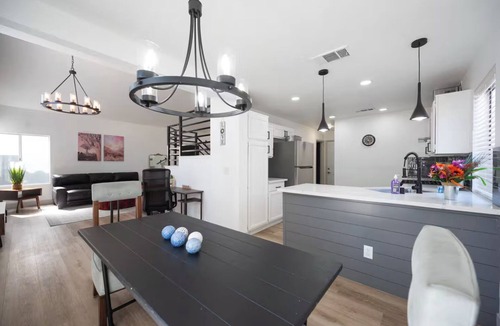 Summerlin House | Modern 3BR/3BA Retreat I Spa, BBQ, 15 Min to Strip
