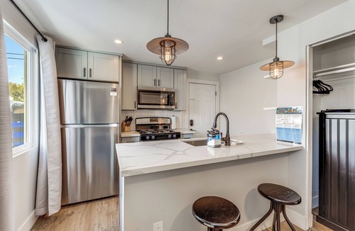 San Diego House | Modern 5-bedroom house in fabulous San Diego with Pool/hot tub