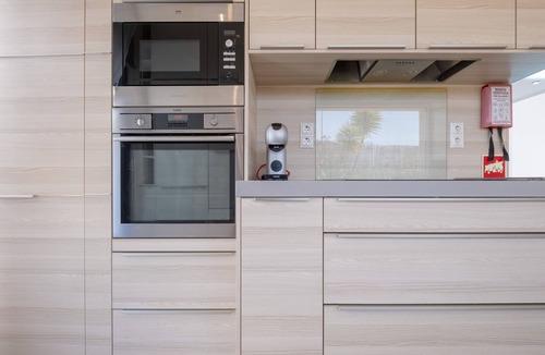Espiche Apartment | Modern accessible villa [17]