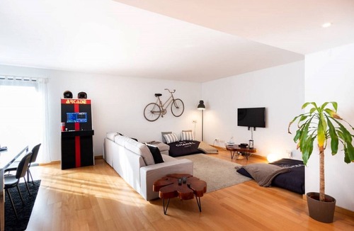 Alcantara Apartment | Modern and Stylish flat next to LX Factory
