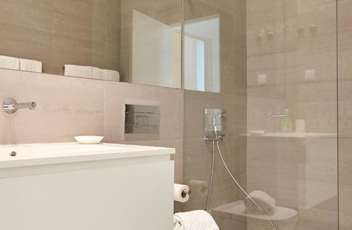 Chiado Apartment | Modern Apartment Calçada São Francisco II