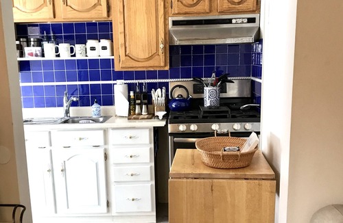 Goleta Apartment | Modern BOHO Chic Getaway in the Goodland! 2.6 miles to UCSB 10mins to downtown