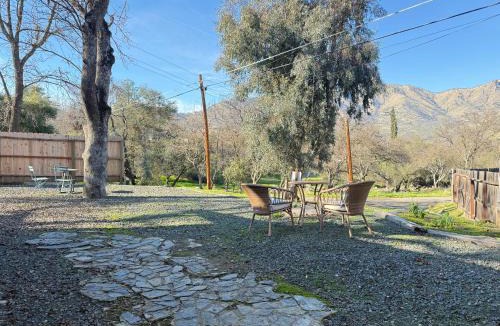 Three Rivers House | Modern Cabin, Near Snow Park, 3.5 Miles to SNP!
