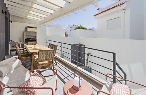 Cabanas House | Modern, central, 6 px