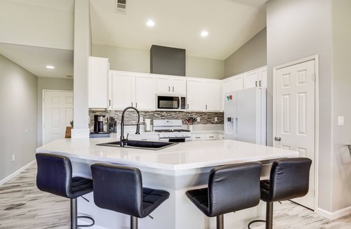 Coachella House | Modern Coachella Vacation Home ~ 3 Mi to Festivals