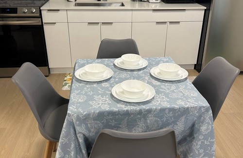 East Clayton Apartment | Modern & Cozy 2BR Guest Suite near shops & restaurants in clayton height