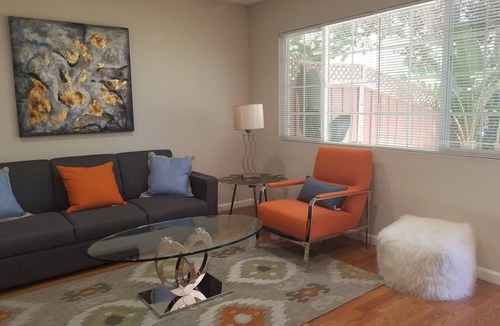 Mountain View House | Modern cozy boutique house near Gooogle HQ-2BR, sleeps up to 6!