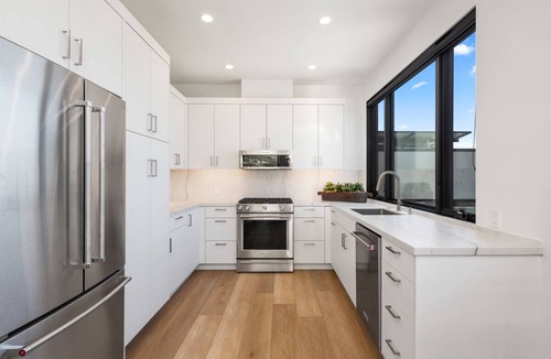 Diamond Crestview House | Modern Guest House Overlooking Laguna's Ocean/Canyons For A Relaxed Coastal Stay