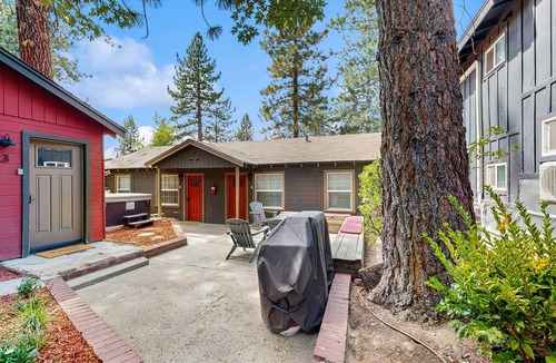 Lakeside Park Cabin | Modern Hideaway with Hot Tub & Firepit - Walk to Beach & Heavenly Village