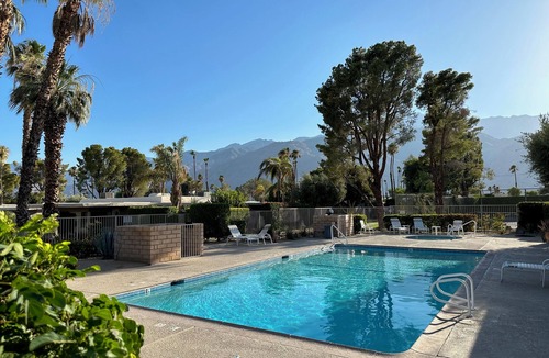 Sunrise Vista Chino Condo | Modern Love at Sagewood: MCM Architecture, Prime Views