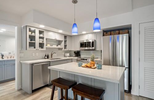 Kihei Apartment | Modern Maui Escape | Walk to Beach + Pools