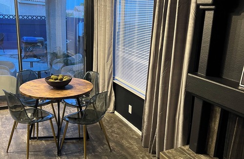 North Las Vegas House | Modern Oasis