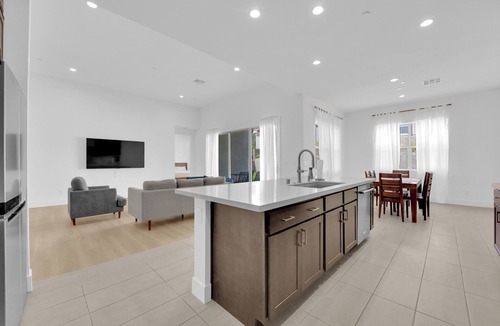 Las Vegas House | Modern Single-Story Retreat - Prime Summerlin - Garage EV Charger - Top School