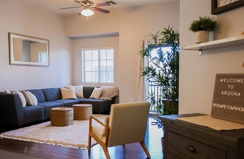 Mesa Grande House | Modern Townhome walking distance to Cubs Spring Training!