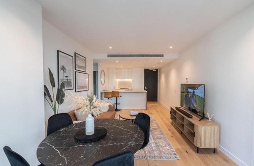 Fortitude Valley Apartment | Modern Valley Pad with Rooftop Pool, Study & Parking