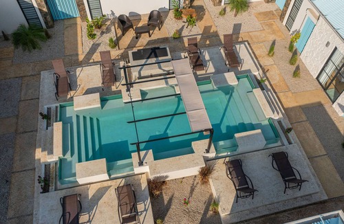 Avellanas Beach Villa | Modern Villa 2 bedrooms- PetFriendly Beautiful Kitchen Pool close to beaches