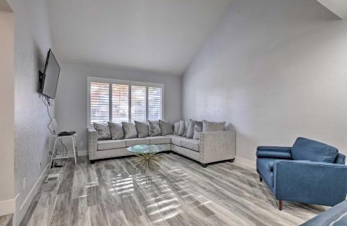 Modesto House | Modesto Home w/Deck - 2 Mi to Vintage Faire Mall