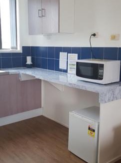 Mermaid Beach Hotel | Montego Mermaid Beach Motel