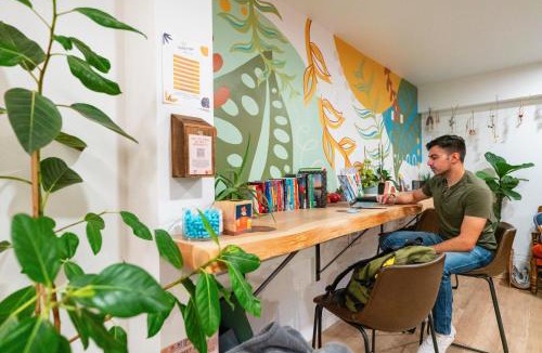 Monterey Hostel | Monterey Hostel