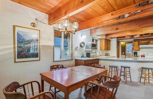 Chamberlands House | Monthly Lease - Little Cub by Tahoe Getaways - Pet Friendly 3BR on West Shore