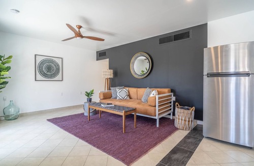Desert Hot Springs Apartment | Moonlite Nights Desert Stay w Soaking Tub