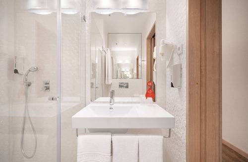 Paco De Arcos Hotel | Moov Hotel Oeiras