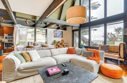 Moss Beach House | Moss Beach Oceanfront Retreat ~ 20 Mi to San Fran!