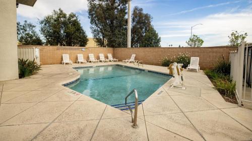 Ontario Hotel | Motel 6 Ontario, CA - Airport