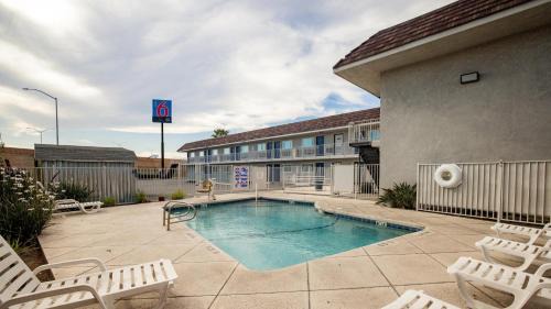 Ontario Hotel | Motel 6 Ontario, CA - Airport