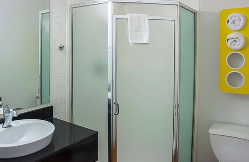 Porterville Hotel | Motel 6 Porterville, CA